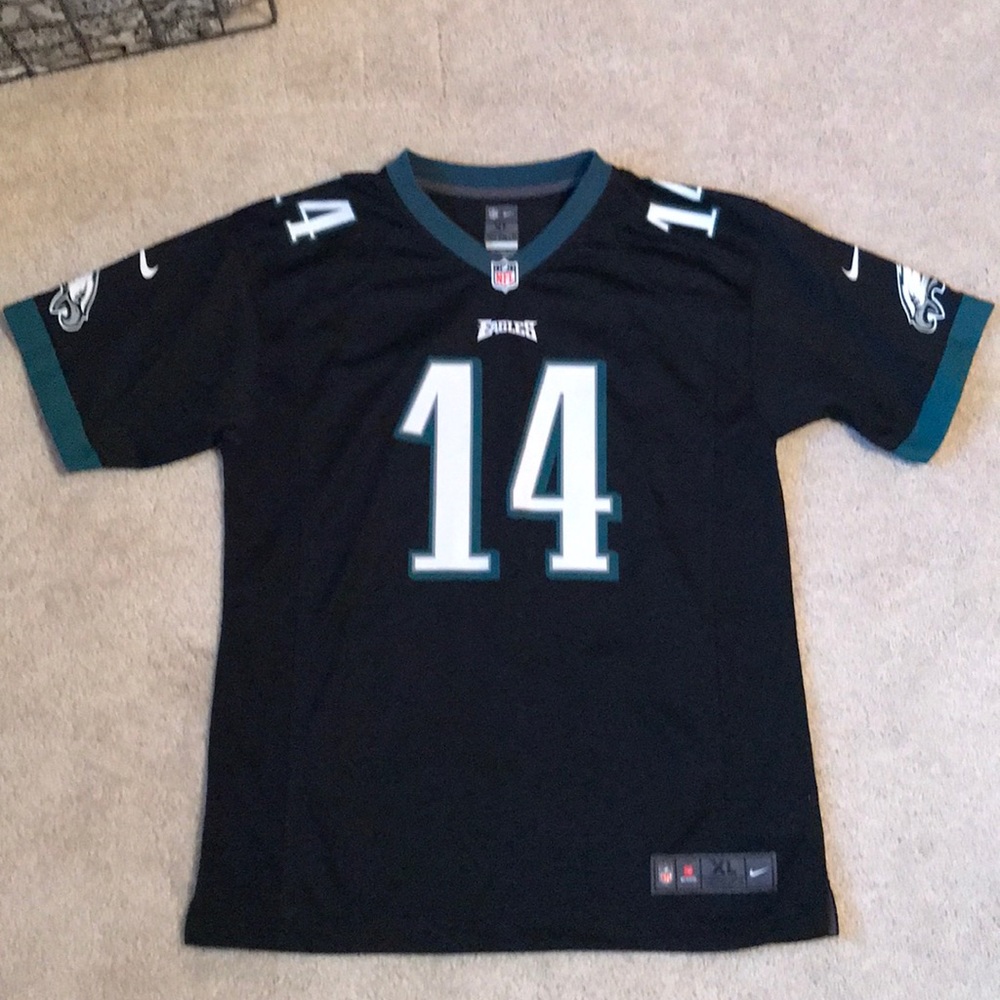 Eagles Jersey Black Size XL Boys (Fits womens)